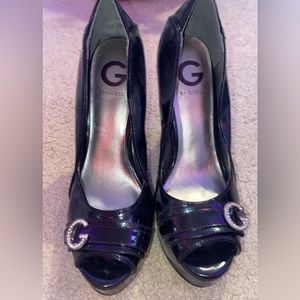Black heels by guess